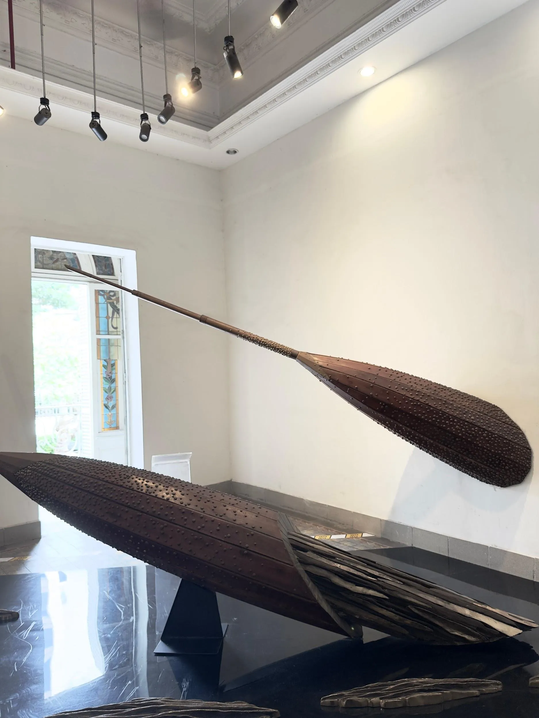 Bui Hai Son’s seed-like sculptural vessels in a gallery of the Ho Chi Minh City Fine Arts Museum